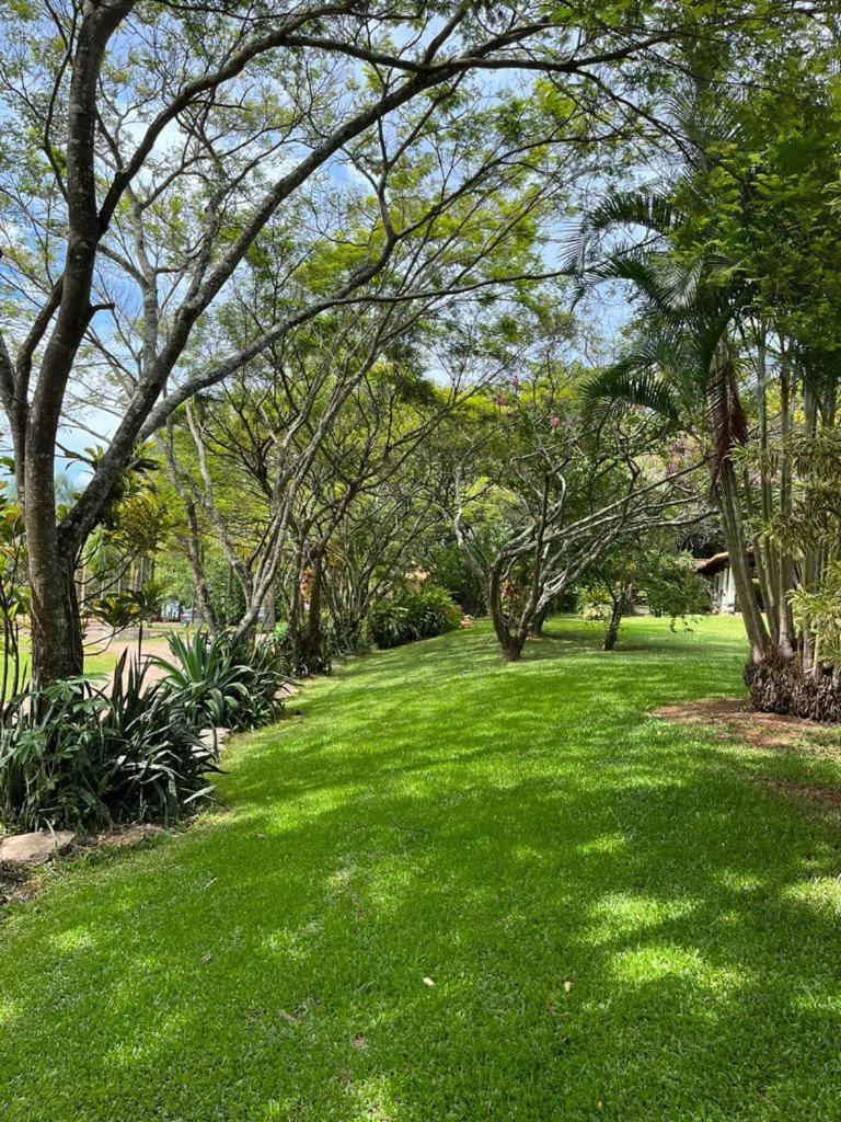 Pousada Do Lago Dutra กัวเป ภายนอก รูปภาพ